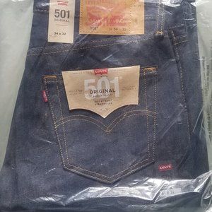 LEVI'S 501 shrink to fit NWT